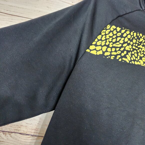 Men's Nike Black Dri-fit Swoosh Hoodie Size Medium Pockets Hood Logo - Picture 6 of 15